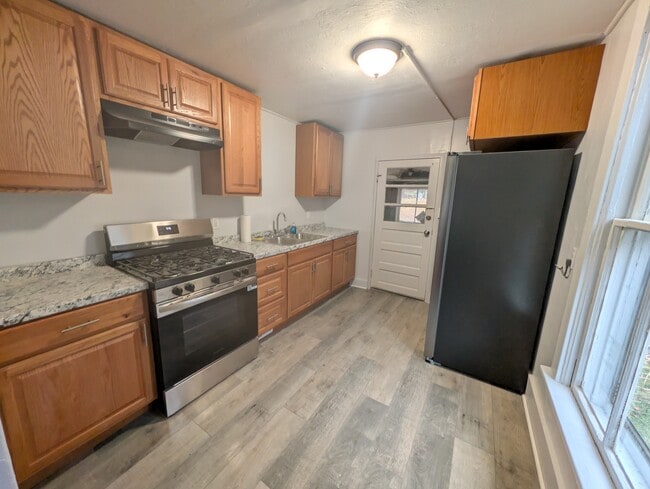 Kitchen - 1727 Clark Street Rd Unit 1727 Clark Street Road