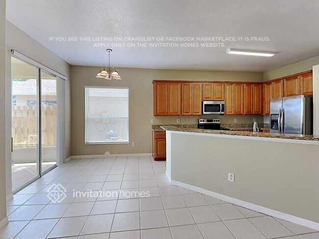 Photo - 1888 Sun Gazer Dr