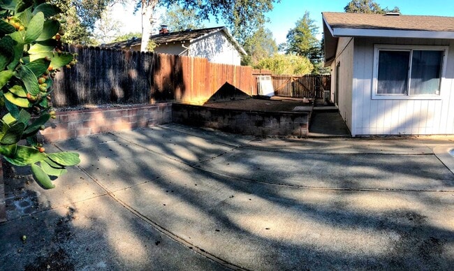 Photo - Beautifully Maintained 3BR Home in a Safe, Family-Friendly Community