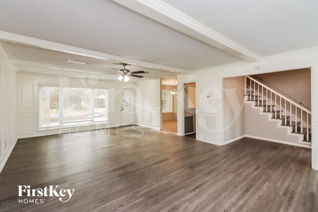 Photo - 3823 Glenheather Dr
