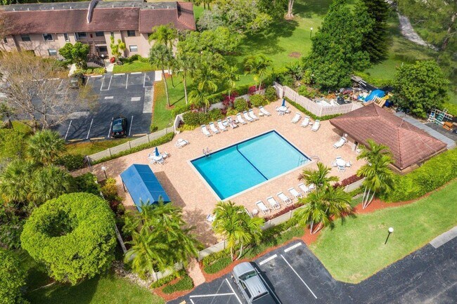 21500 Cypress Hammock Dr Condo Unit 38c Condo for Rent in Boca Raton