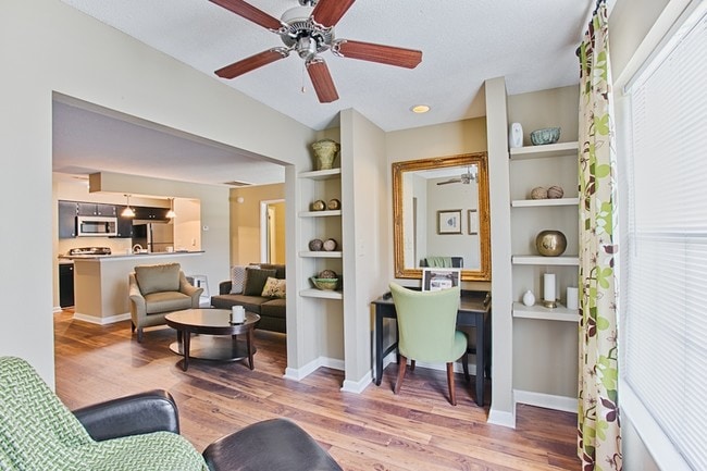 2 Bedroom Luxury-Classic Style