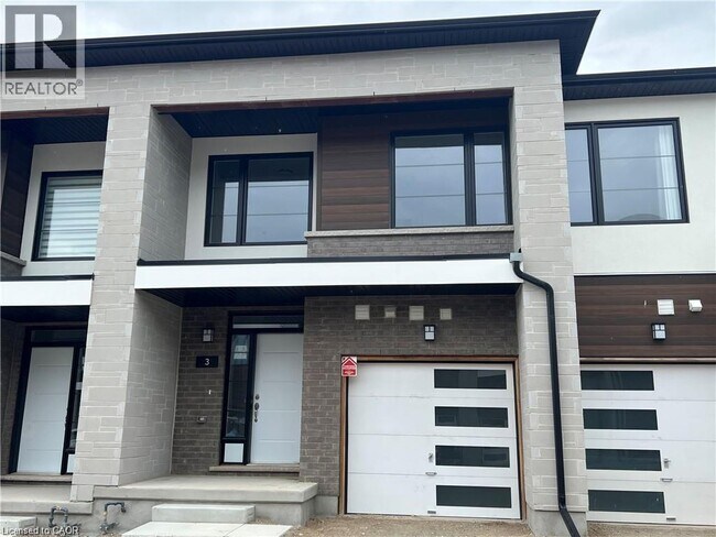 Photo - 350 River Rd