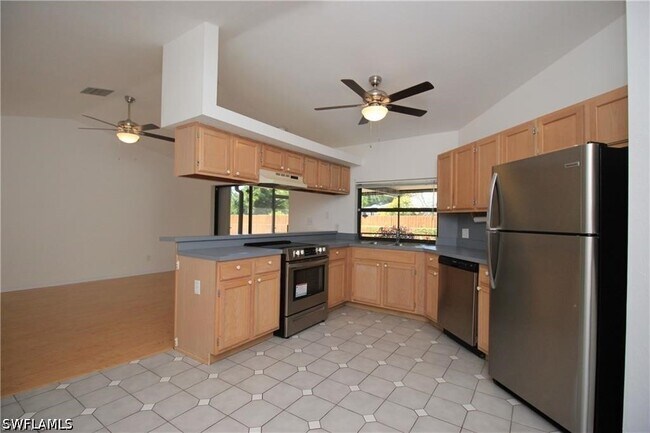 224 Erie Dr