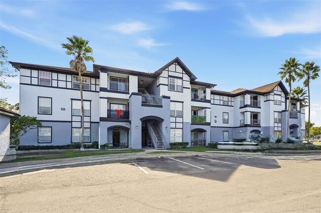 Photo - 3702 Palm Desert Ln Unit 5437