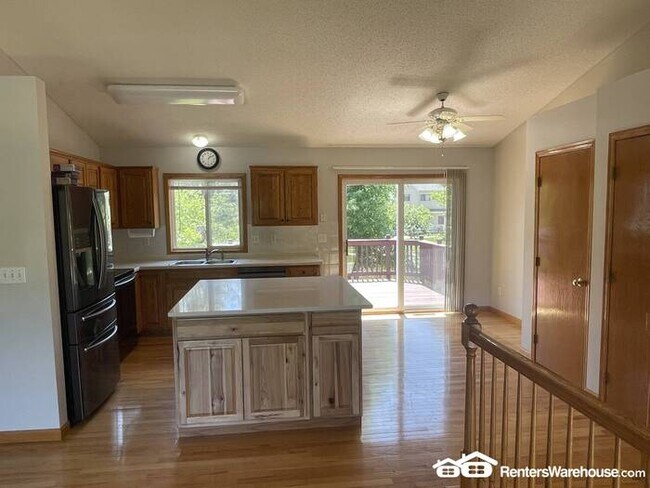 Photo - 1446 50th St NW