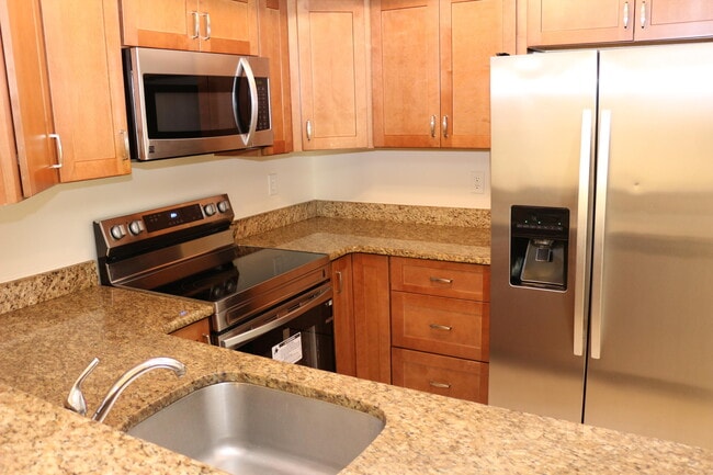 Photo - 1526 SE Royal Green Cir Condo Unit L-108