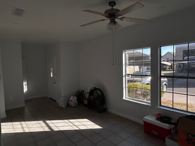 Photo - 2445 Monarch Dr Unit 303