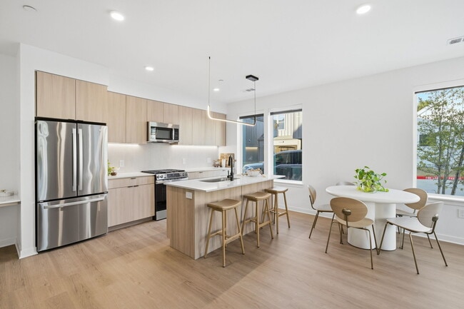 Photo - The Sylvan in the Woodlands