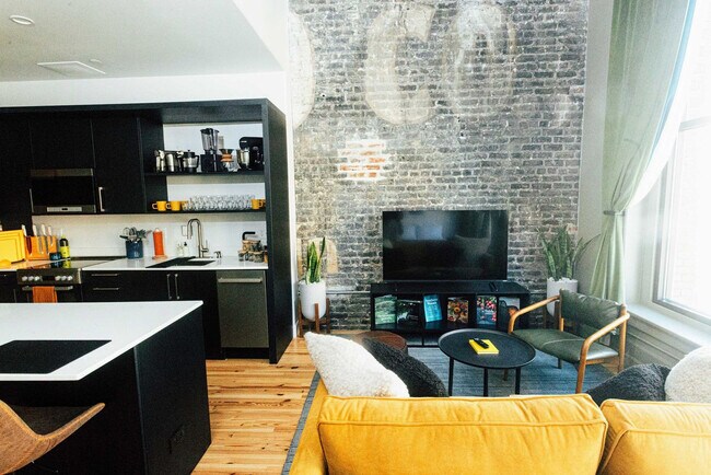 Photo - 1911 3rd Ave N Unit ID1352420P