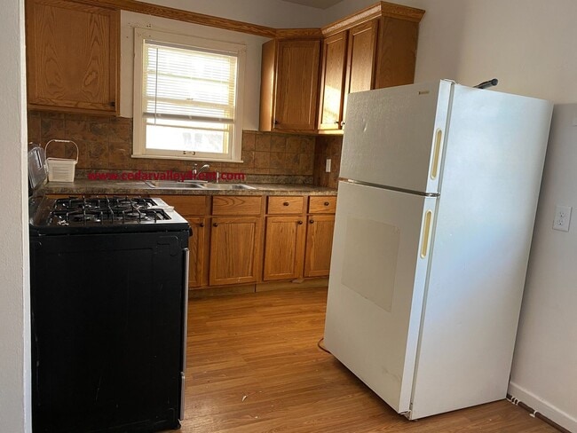Photo - 531-535-535 Sherman Ave Unit 535 Sherman