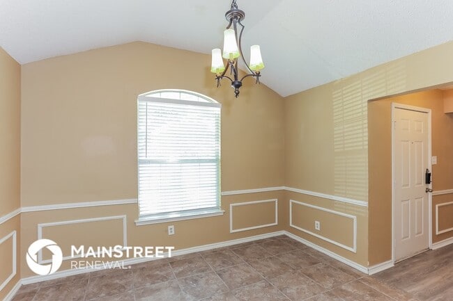 Photo - 1015 Flower Dr
