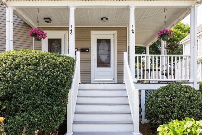 Photo - 147 Winslow Ave