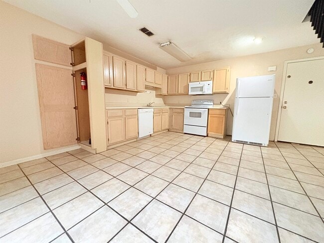 Photo - 1403 Stone Rd