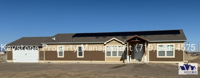 Upscale, Modern 4 Bedroom/2 Bathroom/2 Car... - Upscale, Modern 4 Bedroom/2 Bathroom/2 Car... House