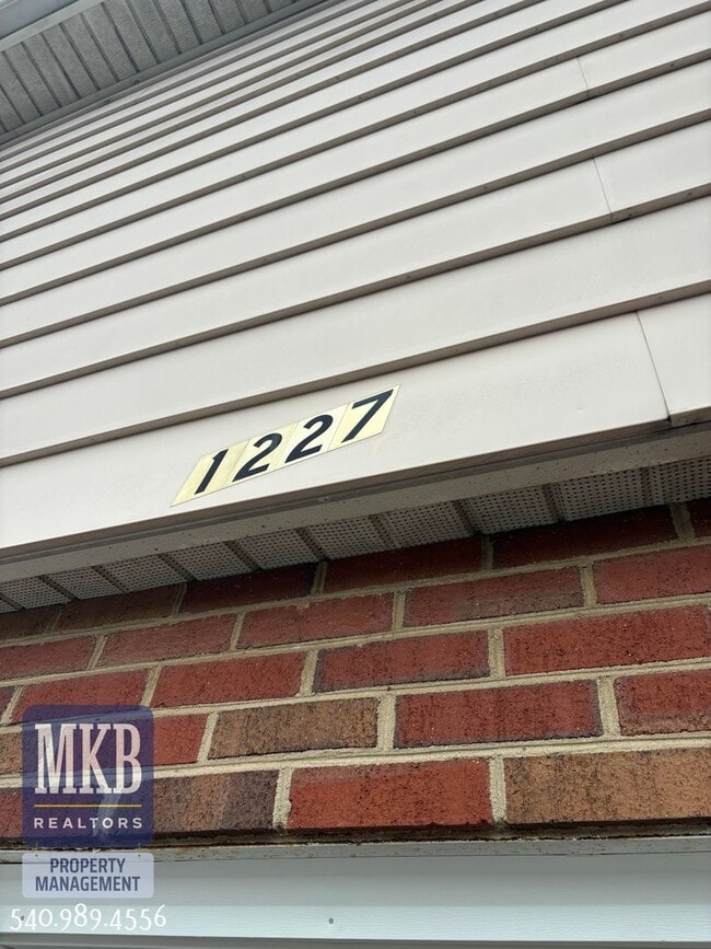 Photo - Ruddell Road Triplex Unit 1227 Ruddell-1