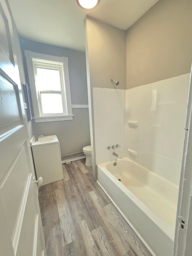 Photo - 3300 Keokuk St Unit 3300 A