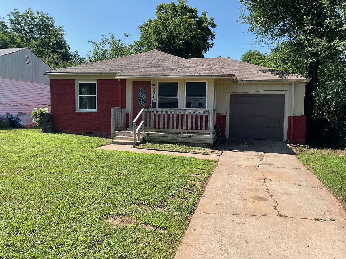 Cute two bedroom home with walking distanc... - Cute two bedroom home with walking distanc...
