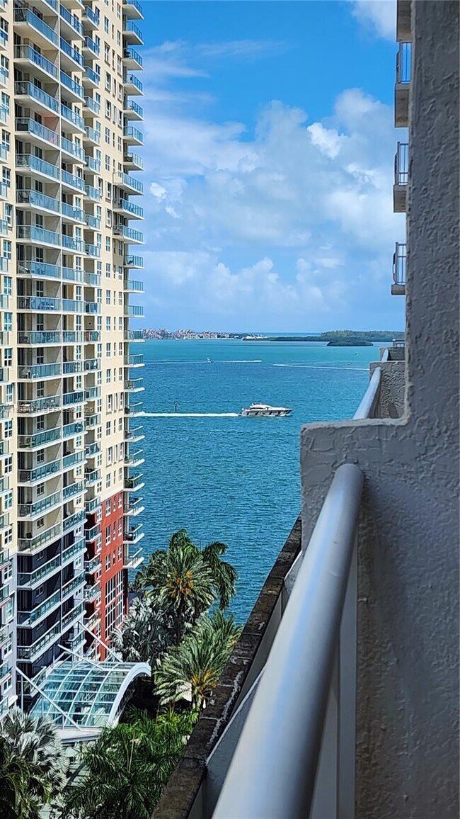 Photo - 1200 Brickell Bay Dr Unidad 1510