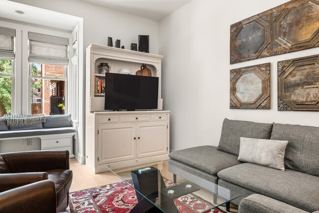 Photo - 1408 Pleasant St Unit ID1238429P