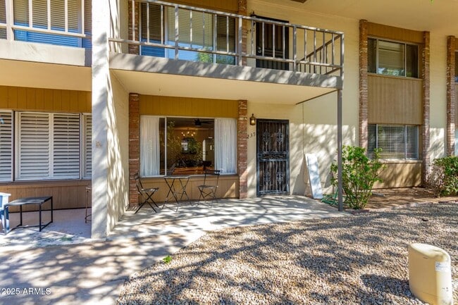 Building Photo - 4701 N 68th St Unit 239