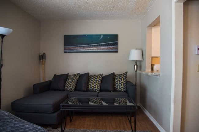 University Blvd Apartments