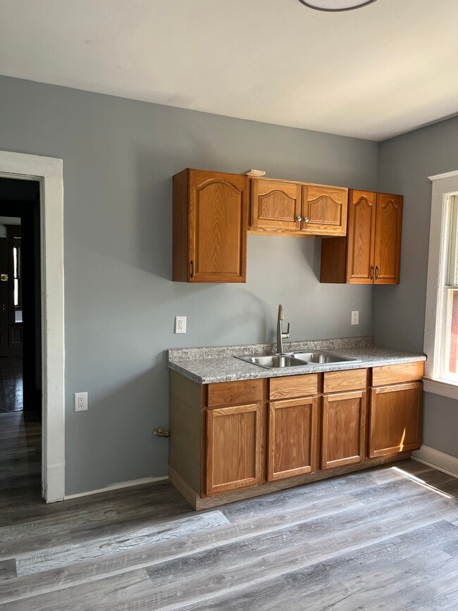 Photo - 2503 N 37th St Unit Top Floor