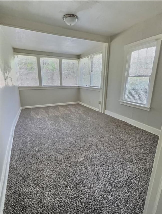 Photo - 8409 Park Ave