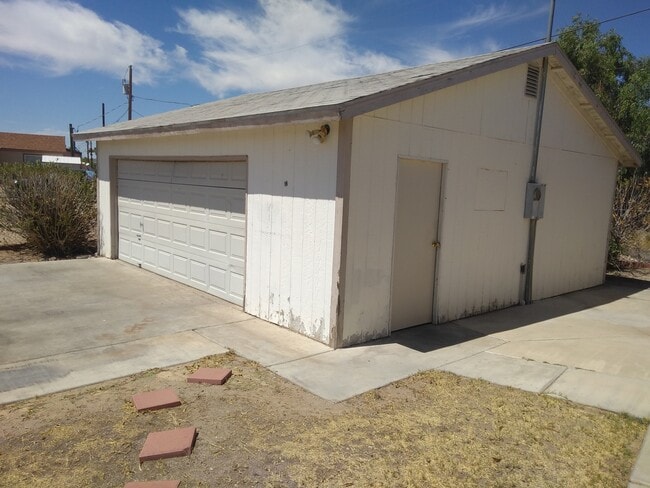 Photo - Double Wide on a Double Lot w/detached Gar...