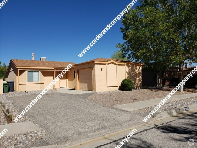 Building Photo - Cute 2 Bedroom, 1 Bathroom, 1 Car Garage a... Rental