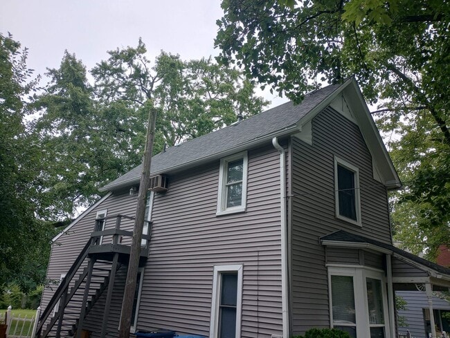 Photo - 220 Hoffman St