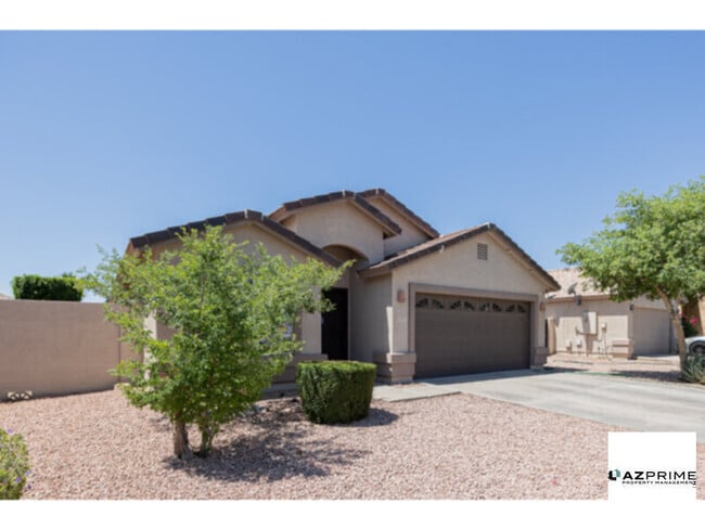 Building Photo - Welcome to Your Sun-Filled Sanctuary in th... Rental