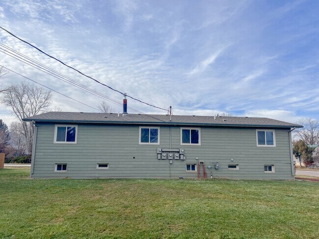 215 Main St Unit 2