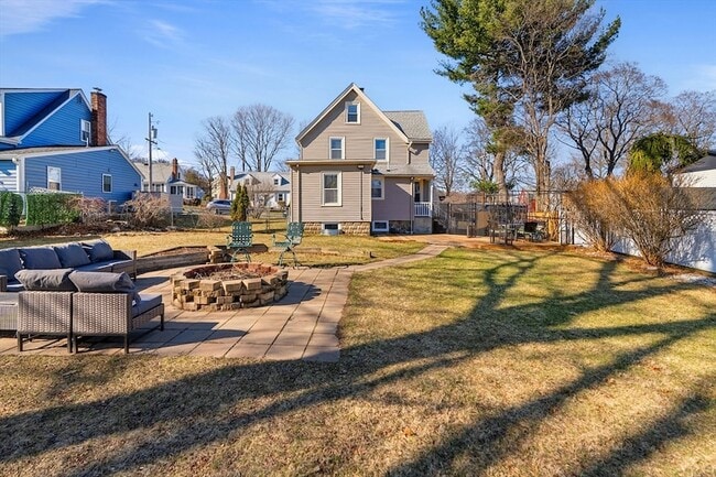 Building Photo - 6 Eastern Ave