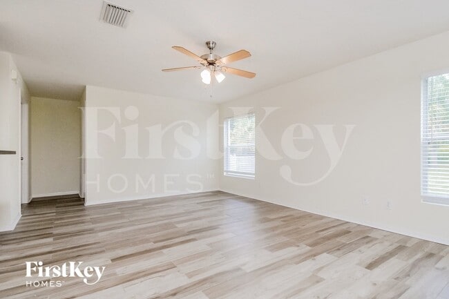 Photo - 17006 Falconridge Rd