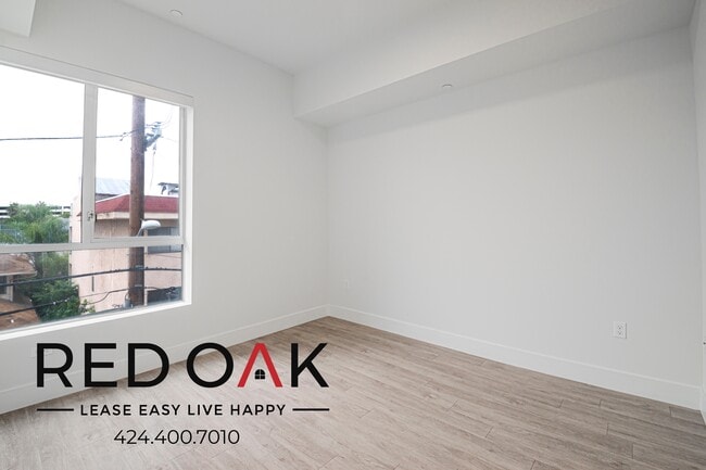 Photo - 1331 W 7th St Unit 418