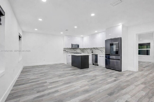 Photo - 8281 NE 2nd Ct