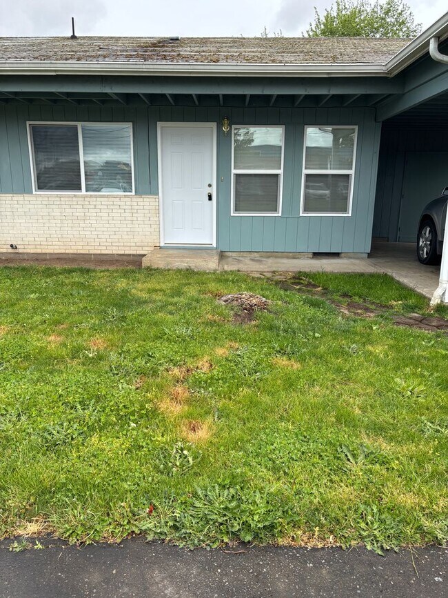 1506-1508 Deborah Rd. - 1506-1508 Deborah Rd. Apartment Unit 1506 Deborah Rd
