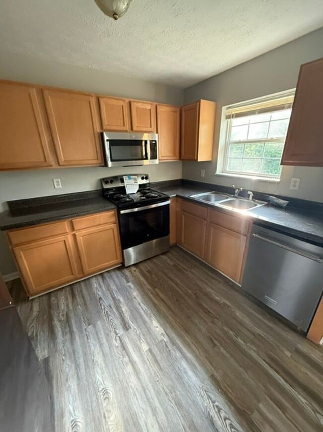 Photo - 1721 Sparrow Ln