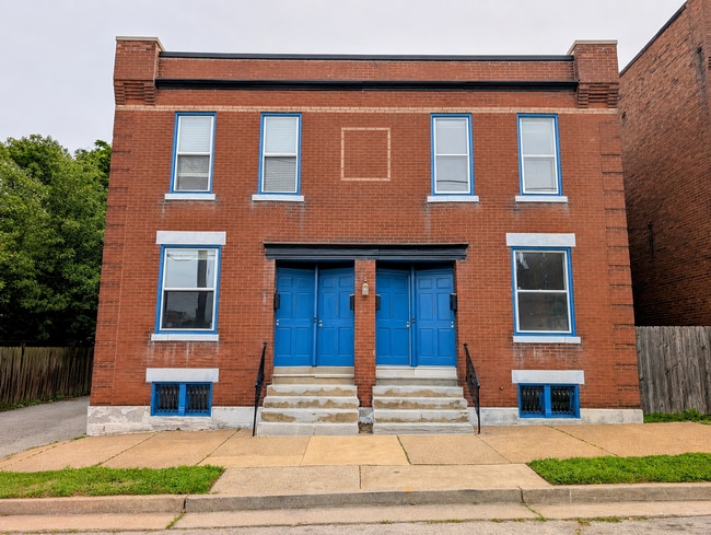 Building Photo - 2311 Shenandoah Ave Unit 2311