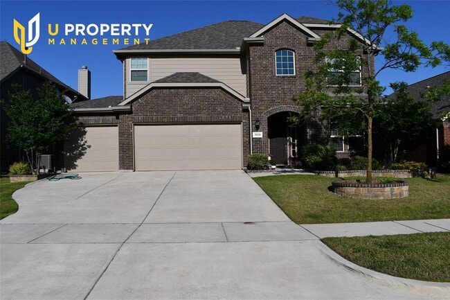 Photo - Great location, nice community! Make it yo...