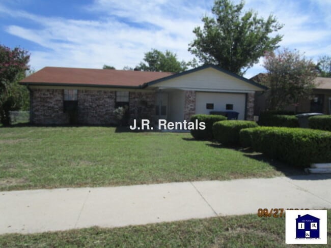 Building Photo - 216 Blanket Dr