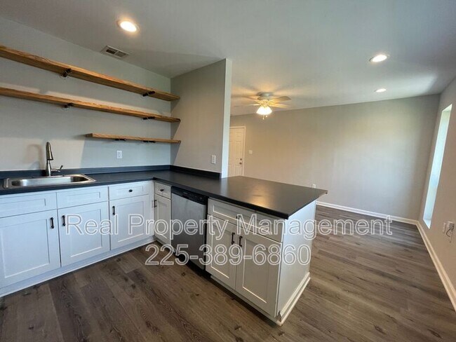 Photo - 1137 W Chimes St Unit 6