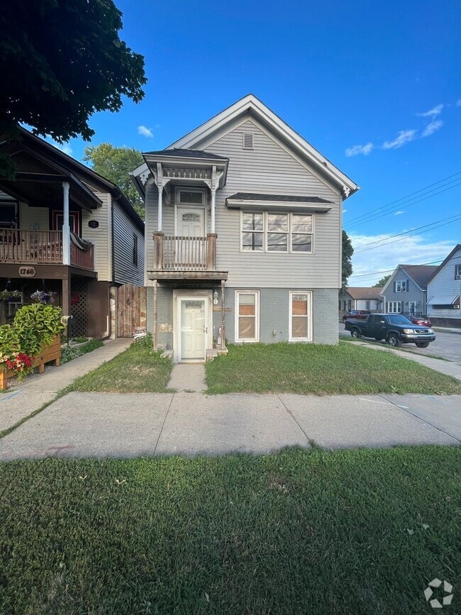 3 Bedroom Houses for Rent in Milwaukee, WI | ForRent.com