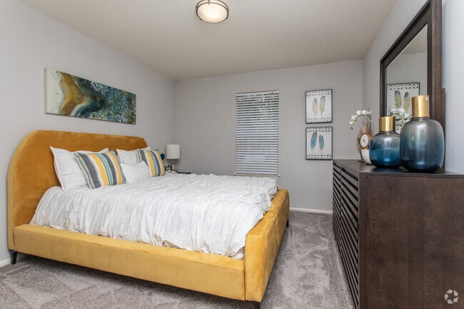 2BR, 1BA - 1155SF