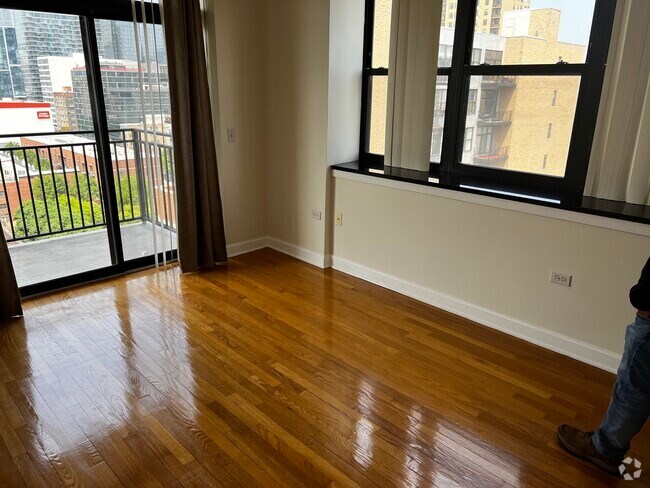 Building Photo - 1529 S State St Unit 13A Rental