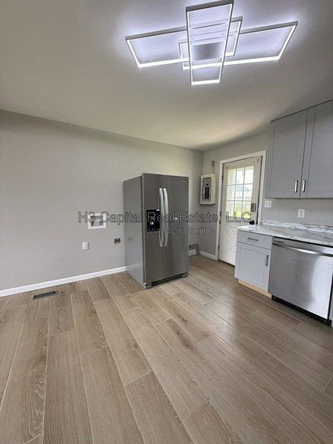 Photo - 3700 Pontoon Rd