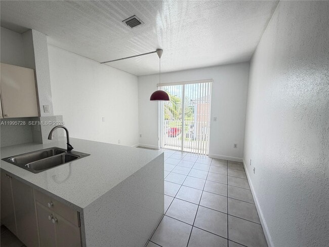 Photo - 7080 NW 177th St Unit 209-13