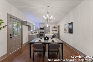 Photo - 631 Muncey St