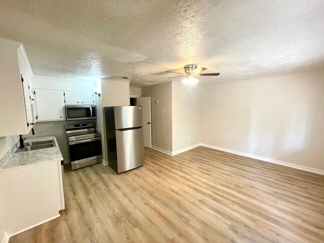 219 Harrell St Unit 2